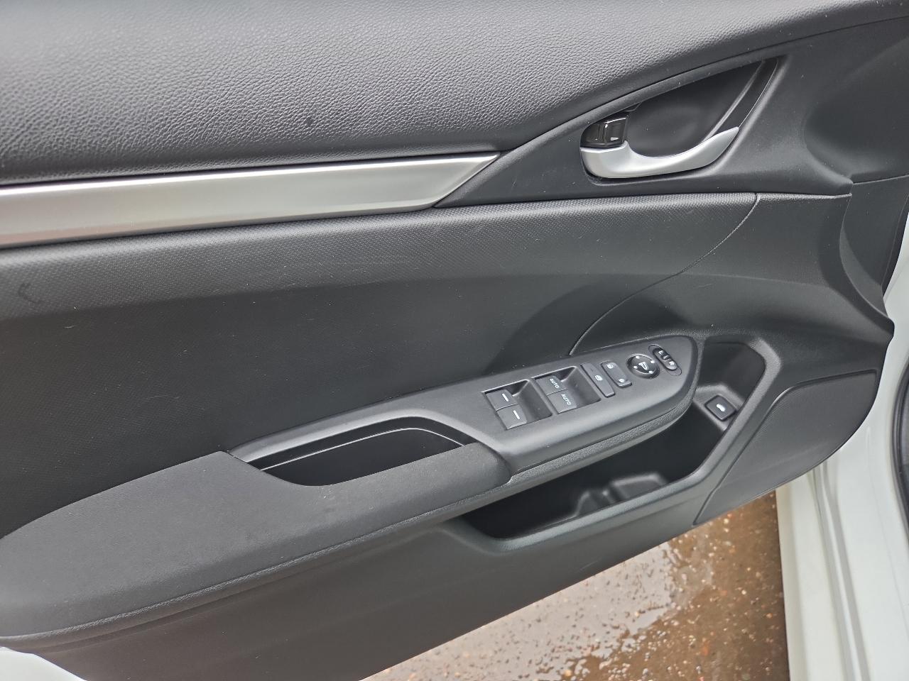 Honda Civic Sedan LX CVT 2020
