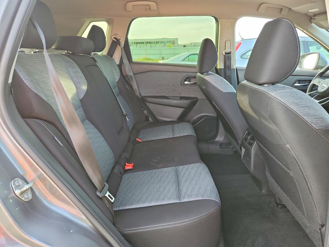 Nissan Rogue AWD SV 2023