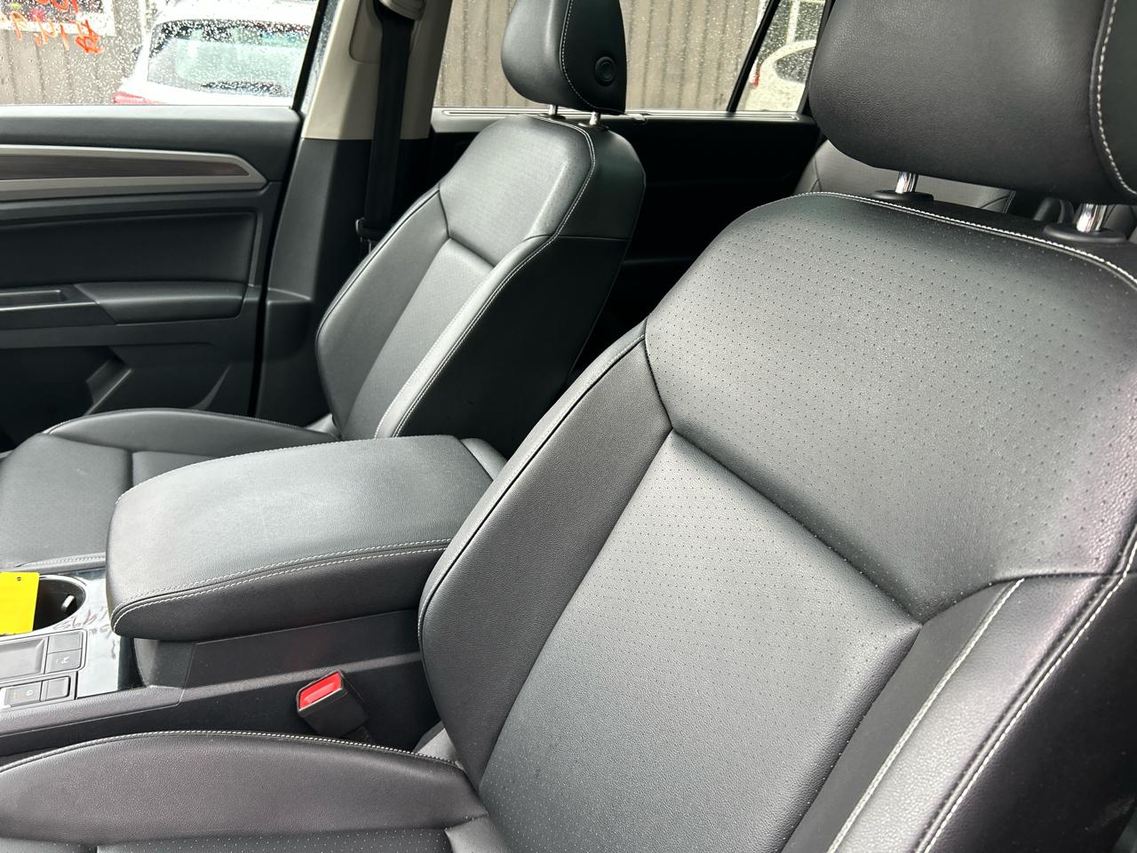 Volkswagen Atlas 3.6L V6 SEL FWD *Ltd Avail* 2021