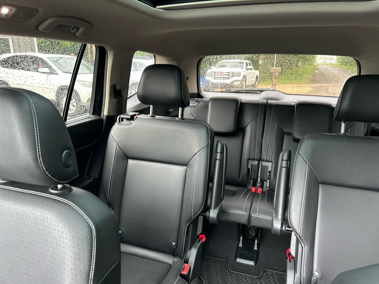 Volkswagen Atlas 3.6L V6 SEL FWD *Ltd Avail* 2021