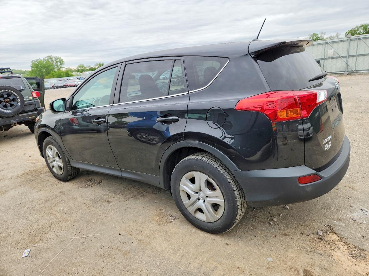 Toyota RAV4 FWD 4dr LE (Natl) 2015