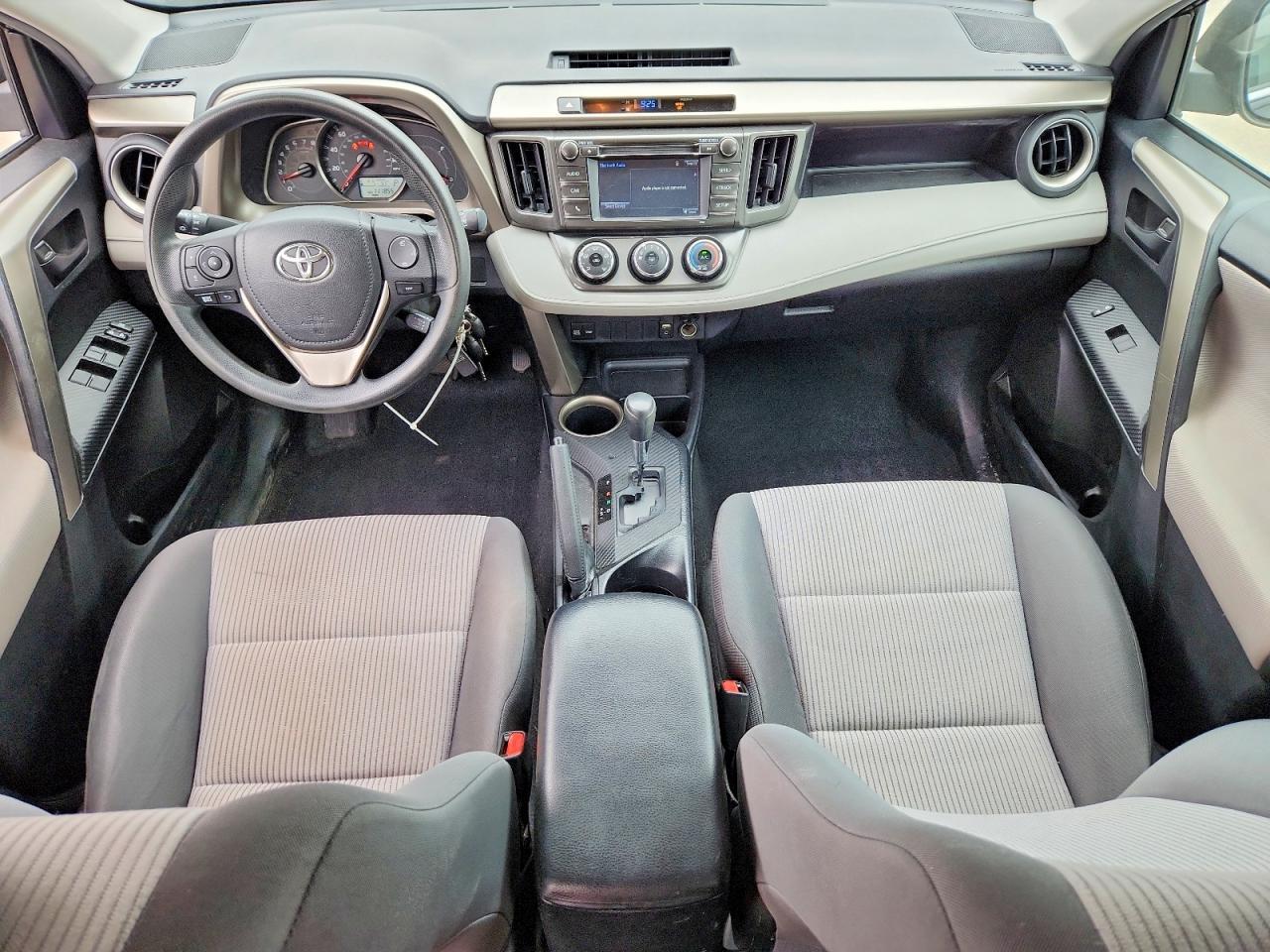 Toyota RAV4 FWD 4dr LE (Natl) 2015