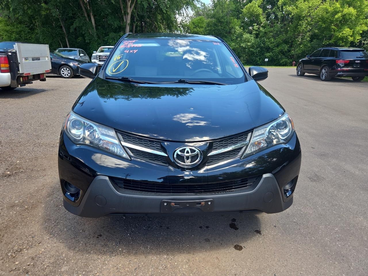 Toyota RAV4 FWD 4dr LE (Natl) 2015