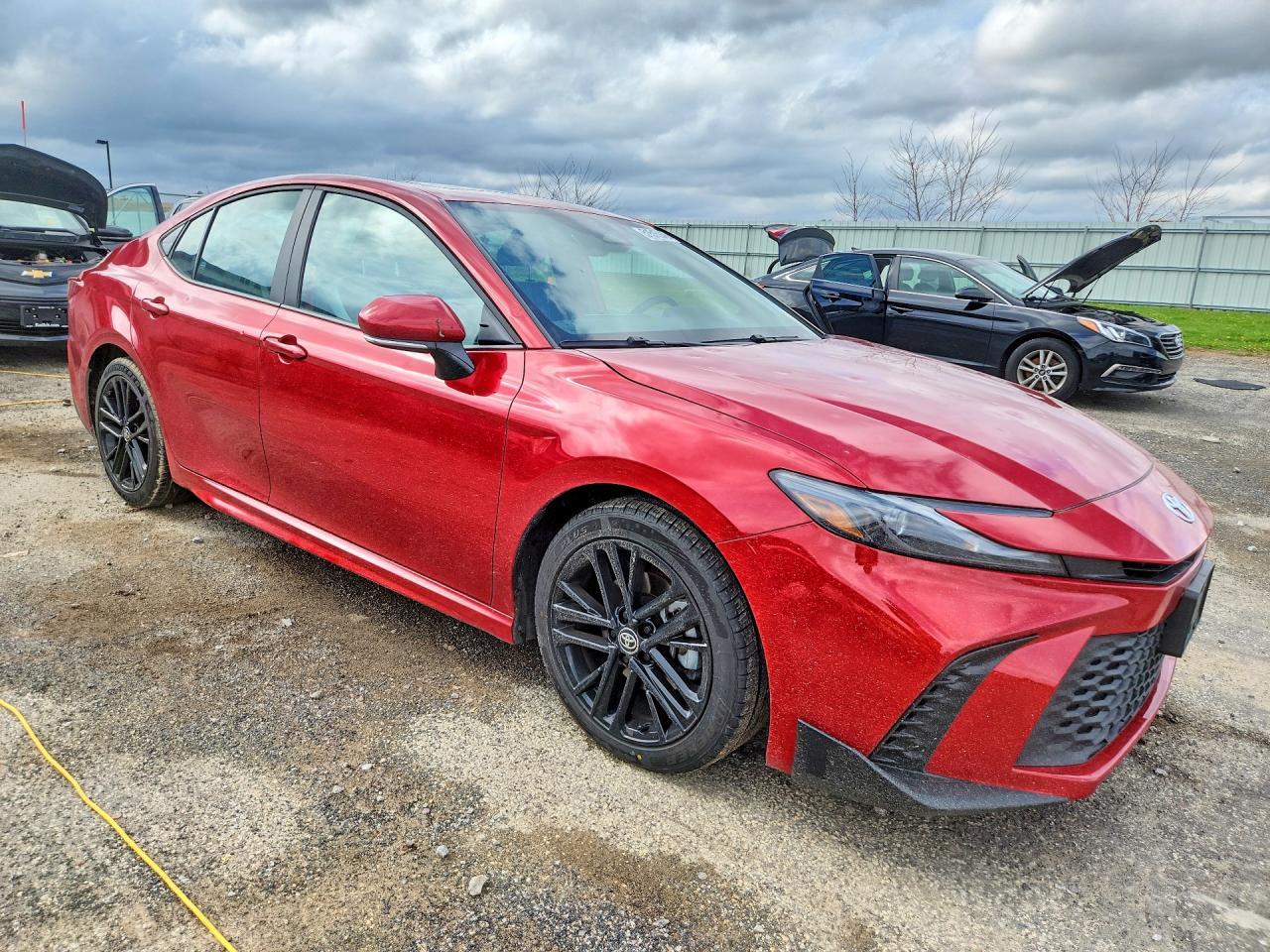 Toyota Camry LE (Natl) 2025