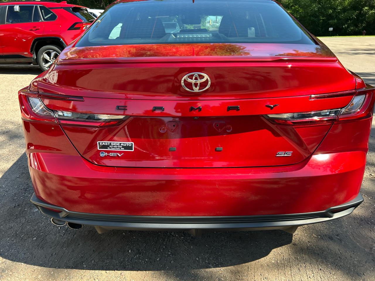 Toyota Camry LE (Natl) 2025