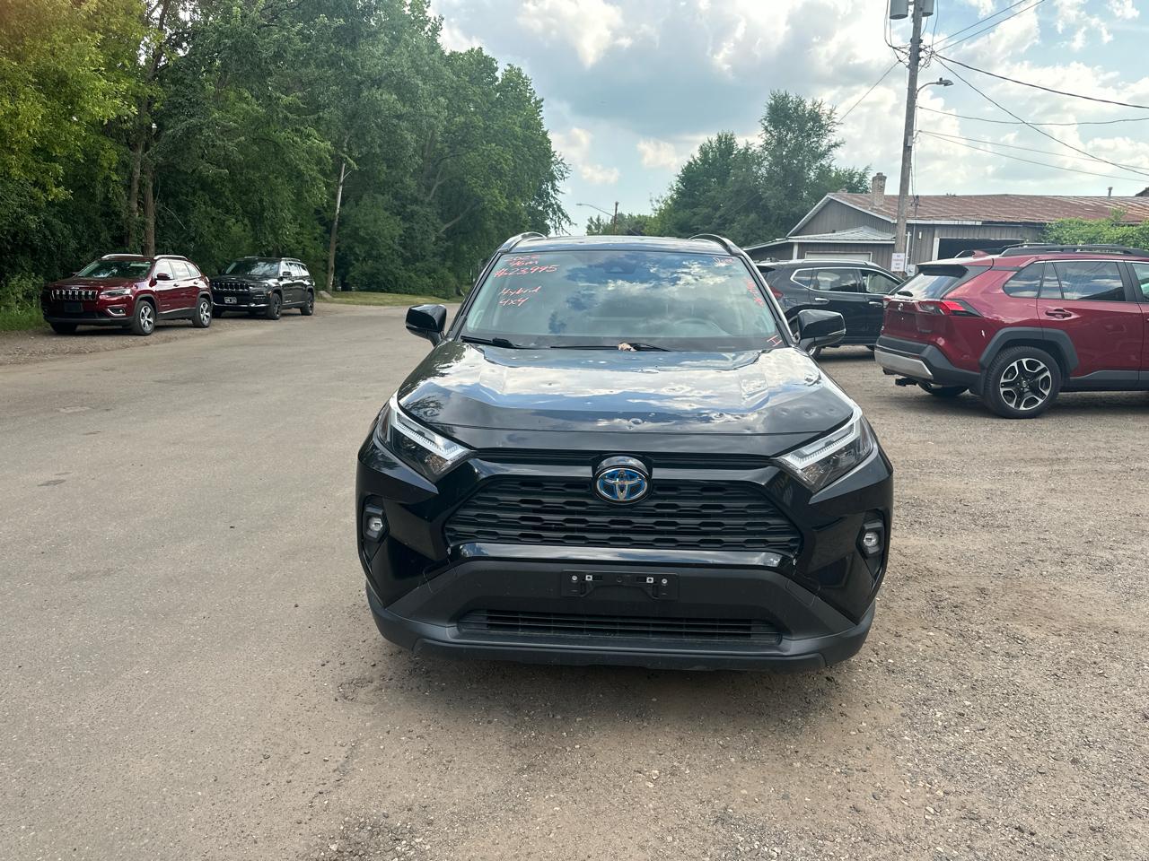 Toyota RAV4 Hybrid XLE Premium AWD (Natl) 2022