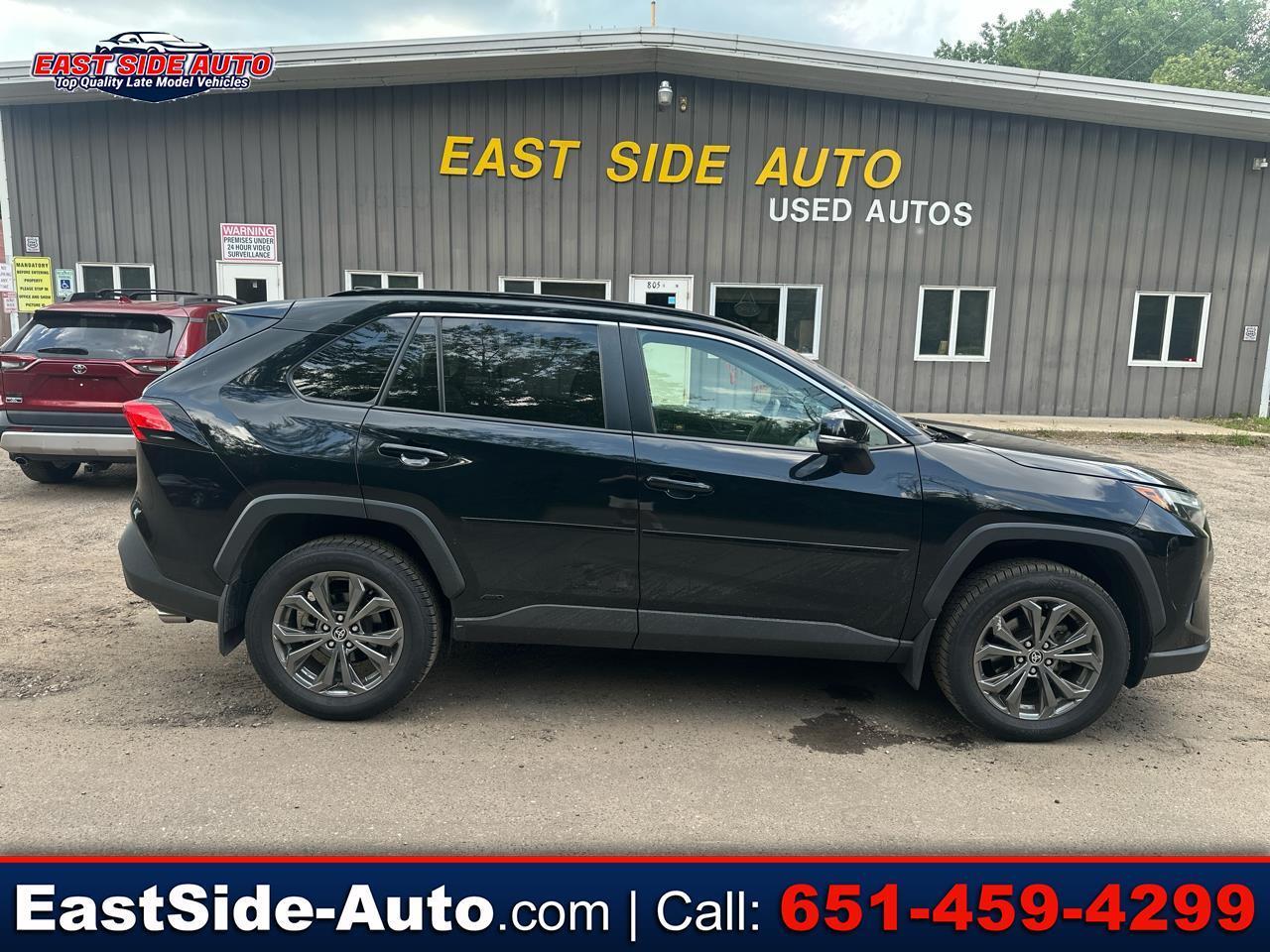 Toyota RAV4 Hybrid XLE Premium AWD (Natl) 2022