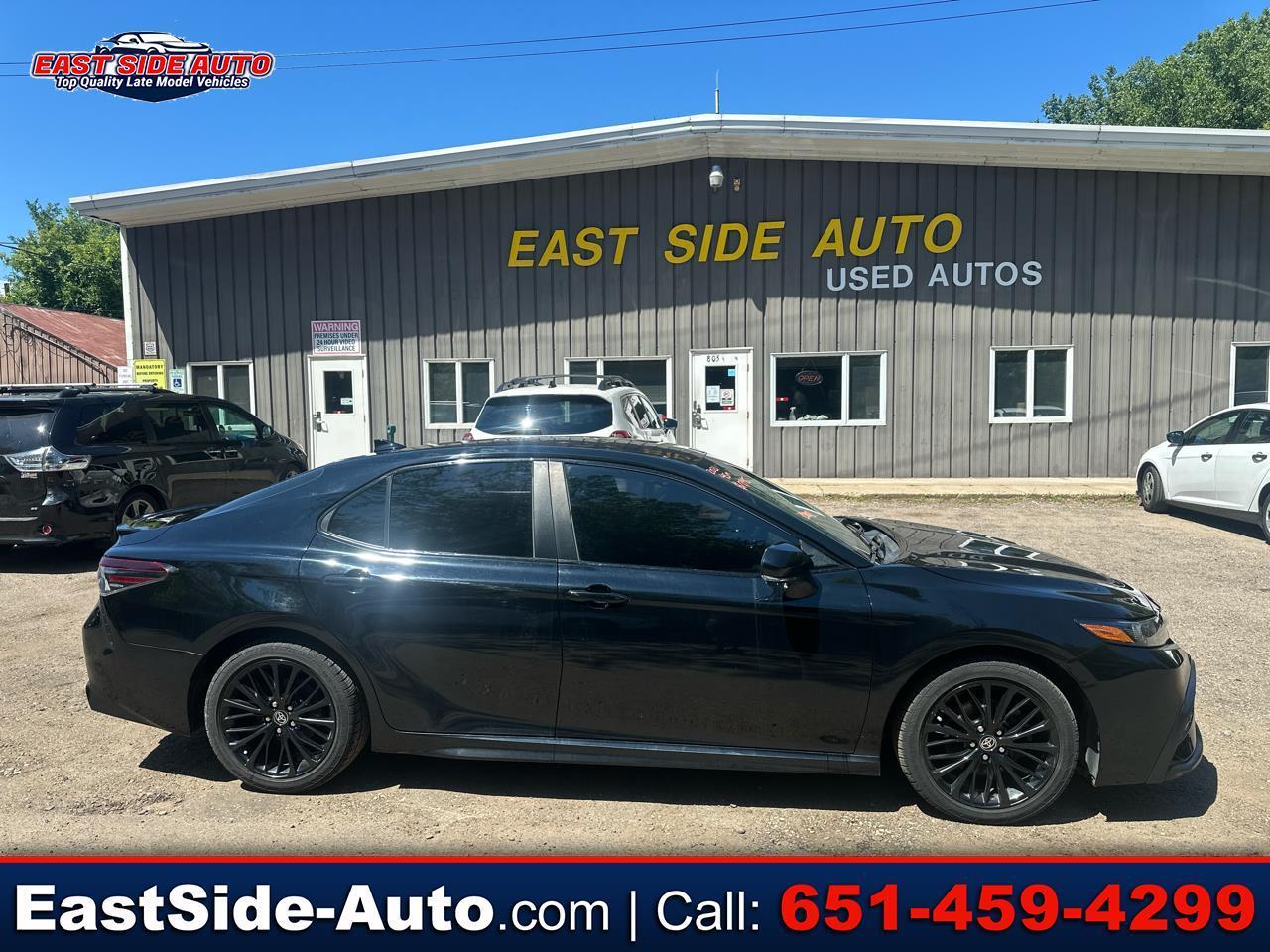 2021 Toyota Camry SE Nightshade Auto (Natl)