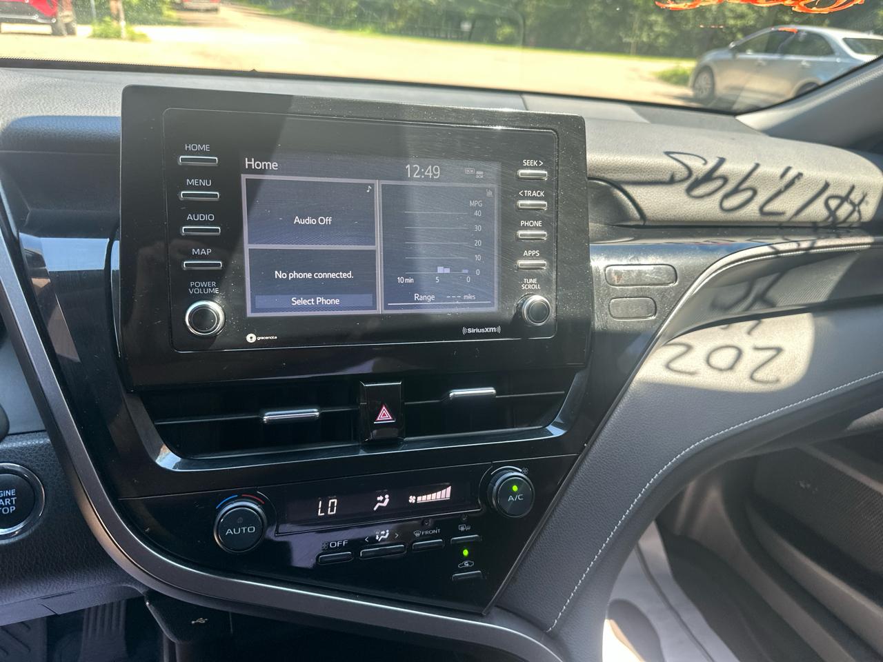 Toyota Camry SE Nightshade Auto (Natl) 2021