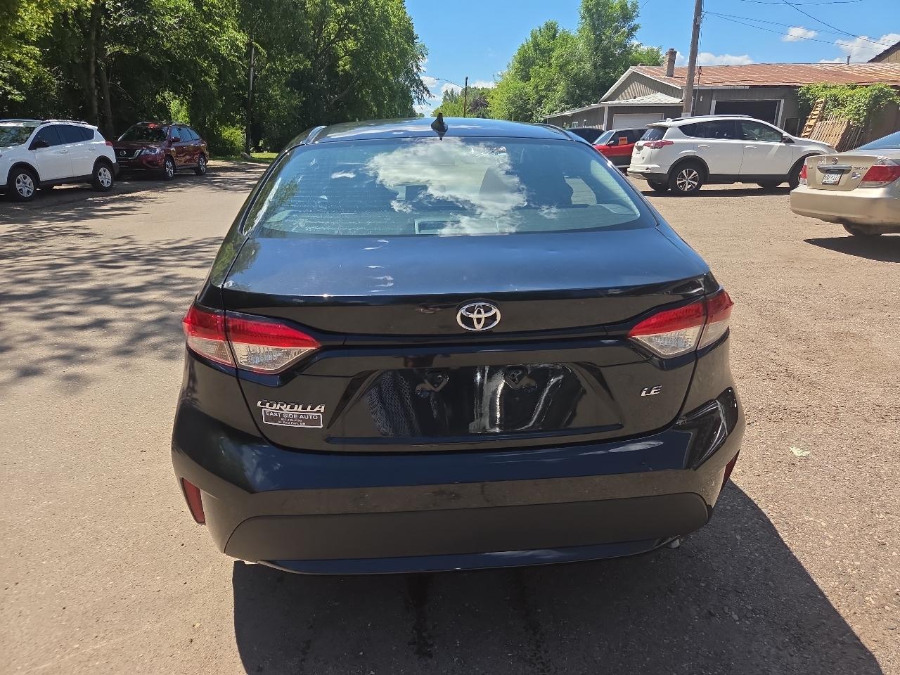 Toyota Corolla LE CVT (Natl) 2021