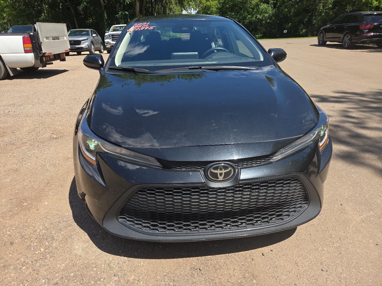 Toyota Corolla LE CVT (Natl) 2021