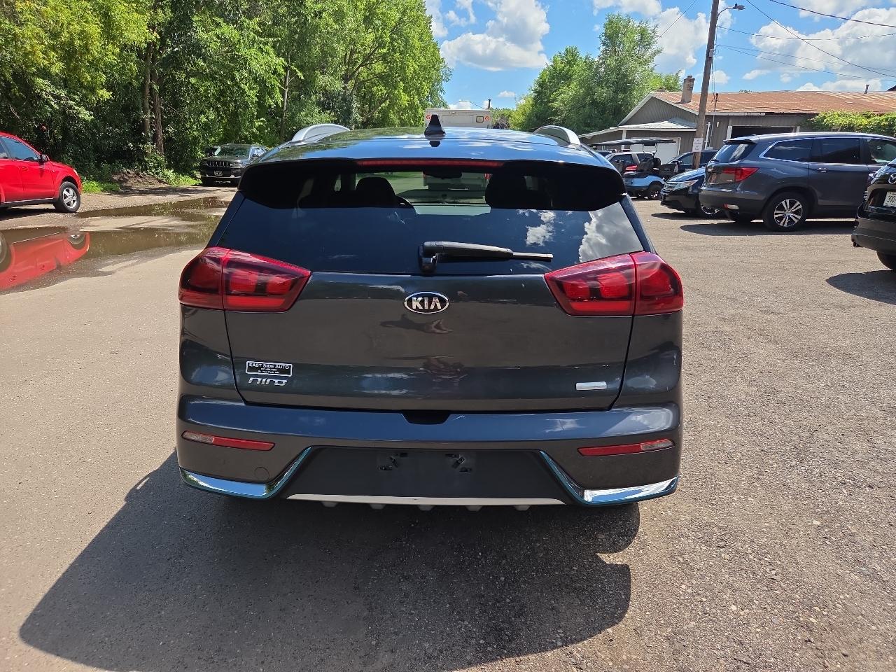 Kia Niro Plug-In Hybrid LX FWD 2019