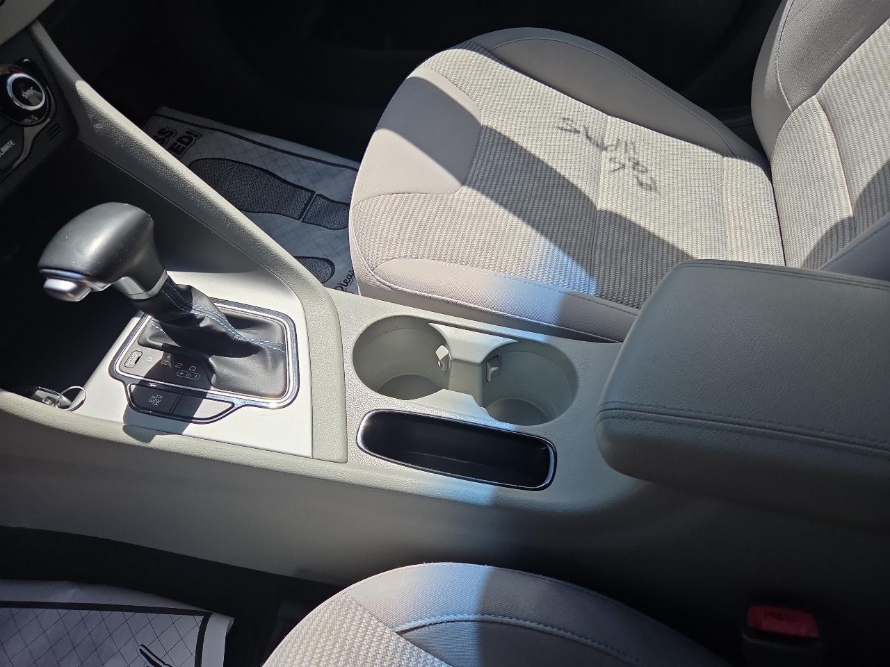 Kia Niro Plug-In Hybrid LX FWD 2019