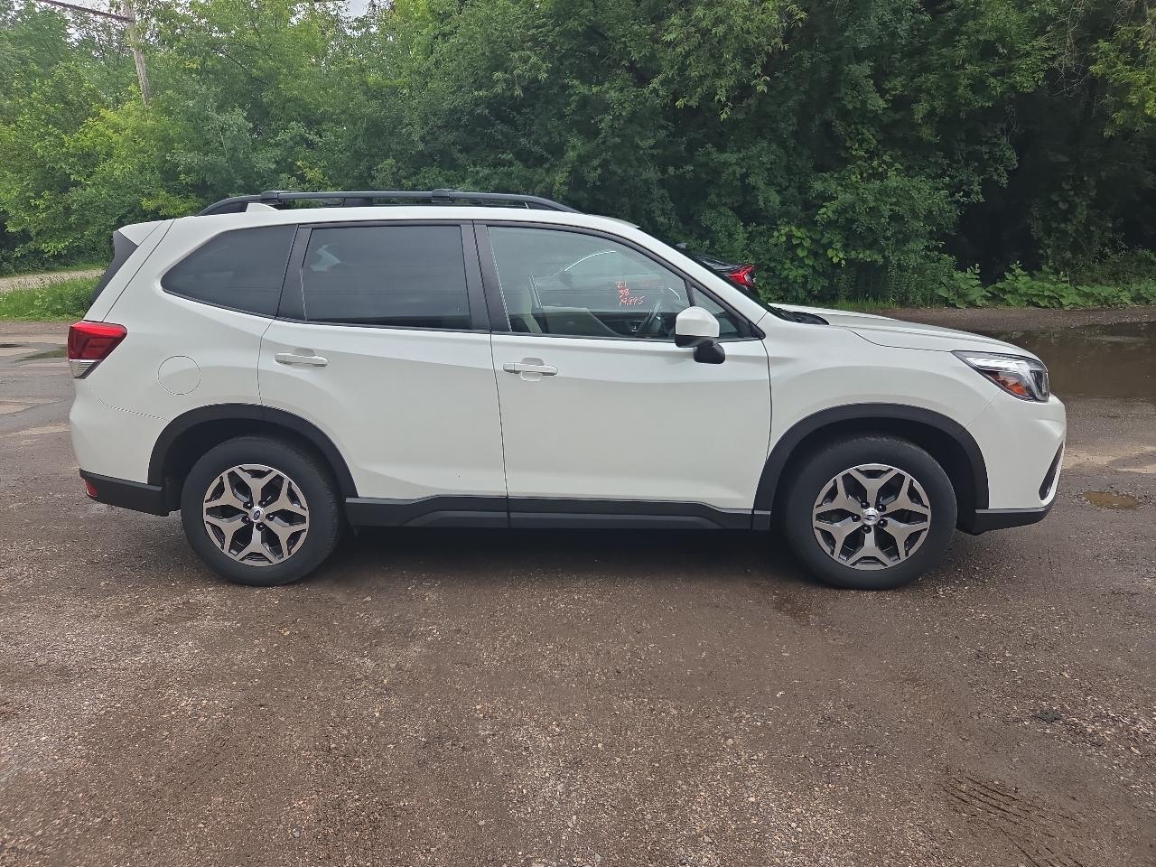 Subaru Forester Premium CVT 2021