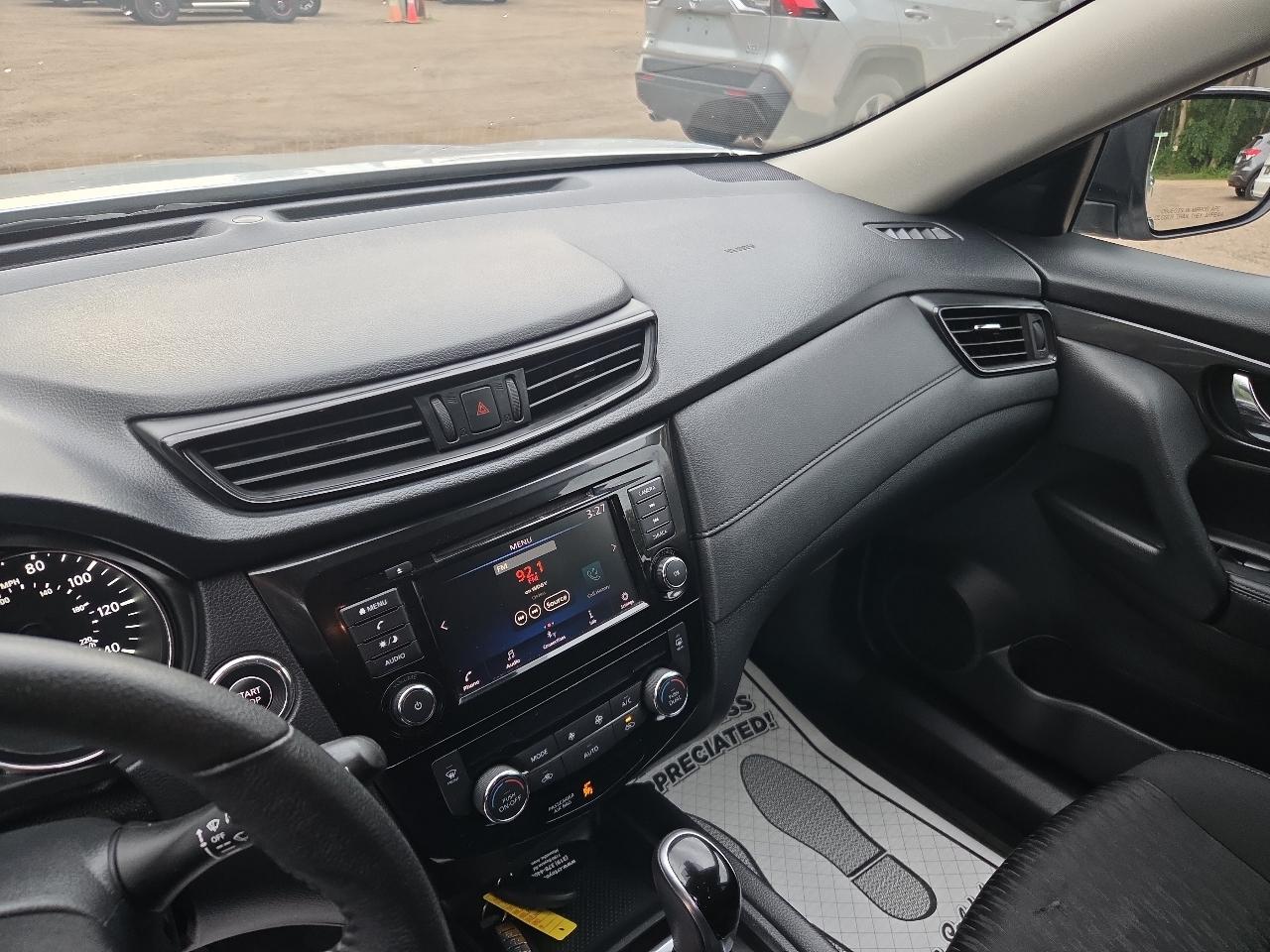 Nissan Rogue AWD SV 2020