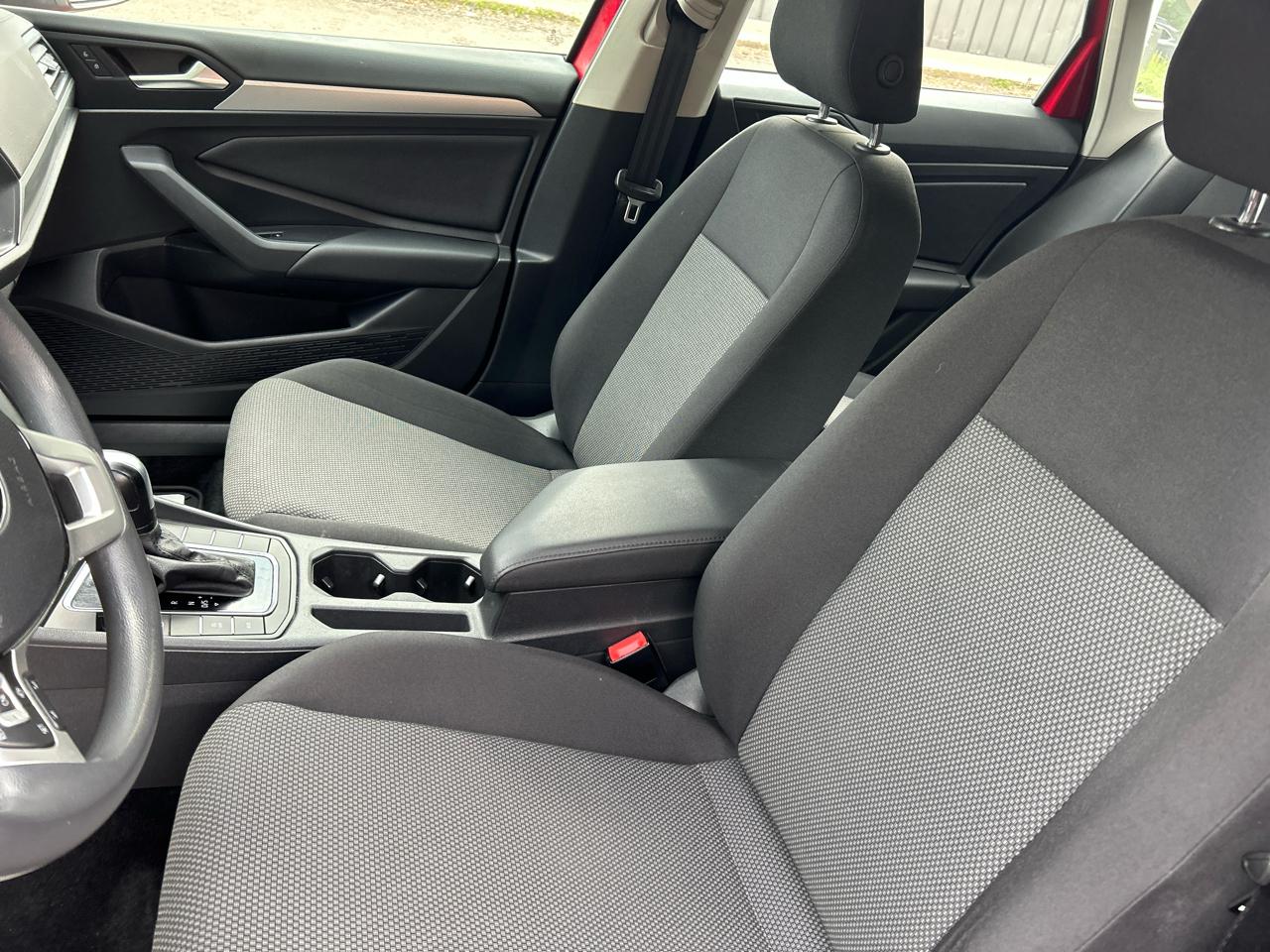 Volkswagen Jetta S Auto 2021