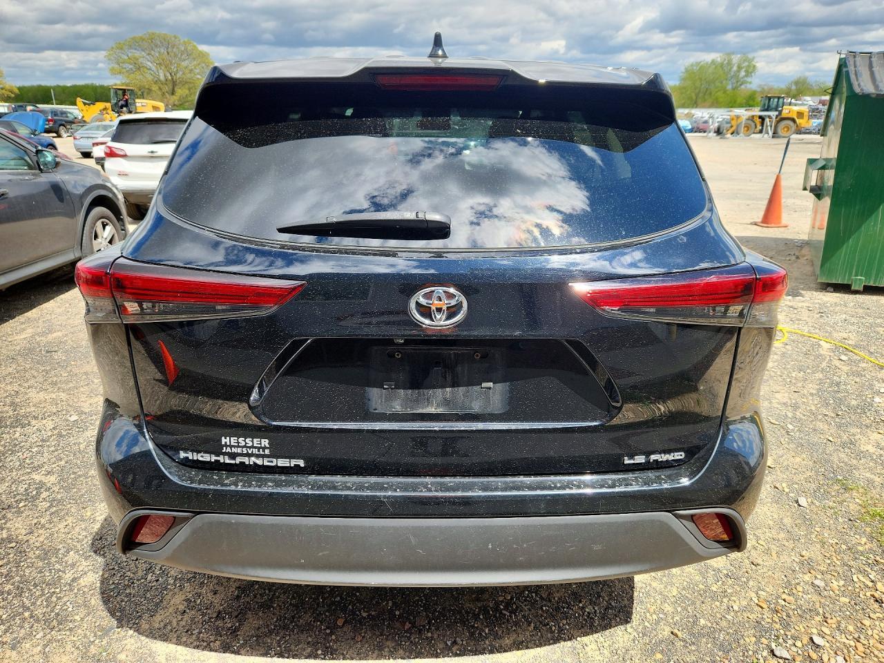 Toyota Highlander LE AWD (Natl) 2020