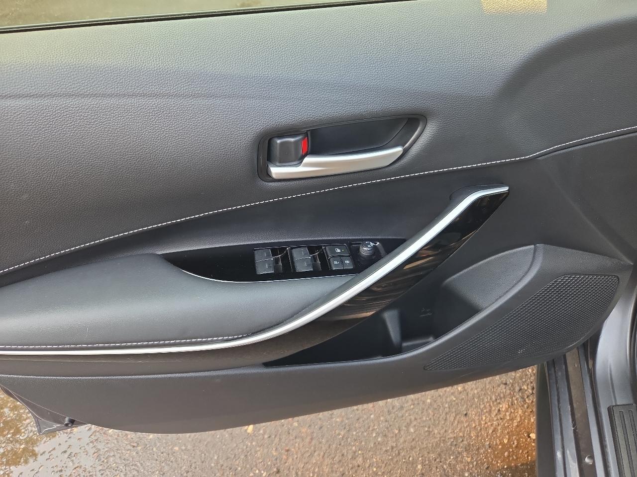 Toyota Corolla Hatchback XSE CVT (Natl) 2025