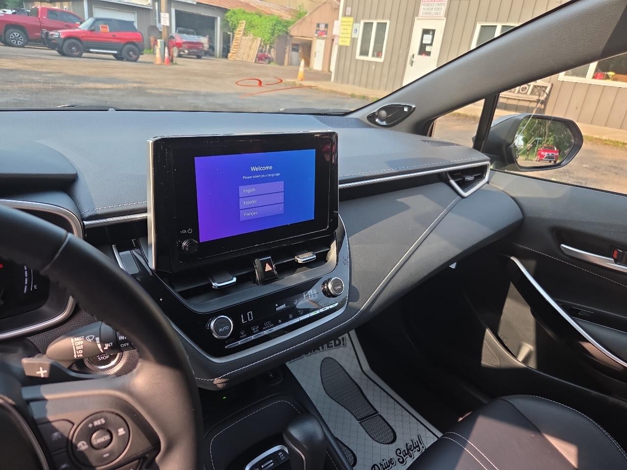 Toyota Corolla Hatchback XSE CVT (Natl) 2025