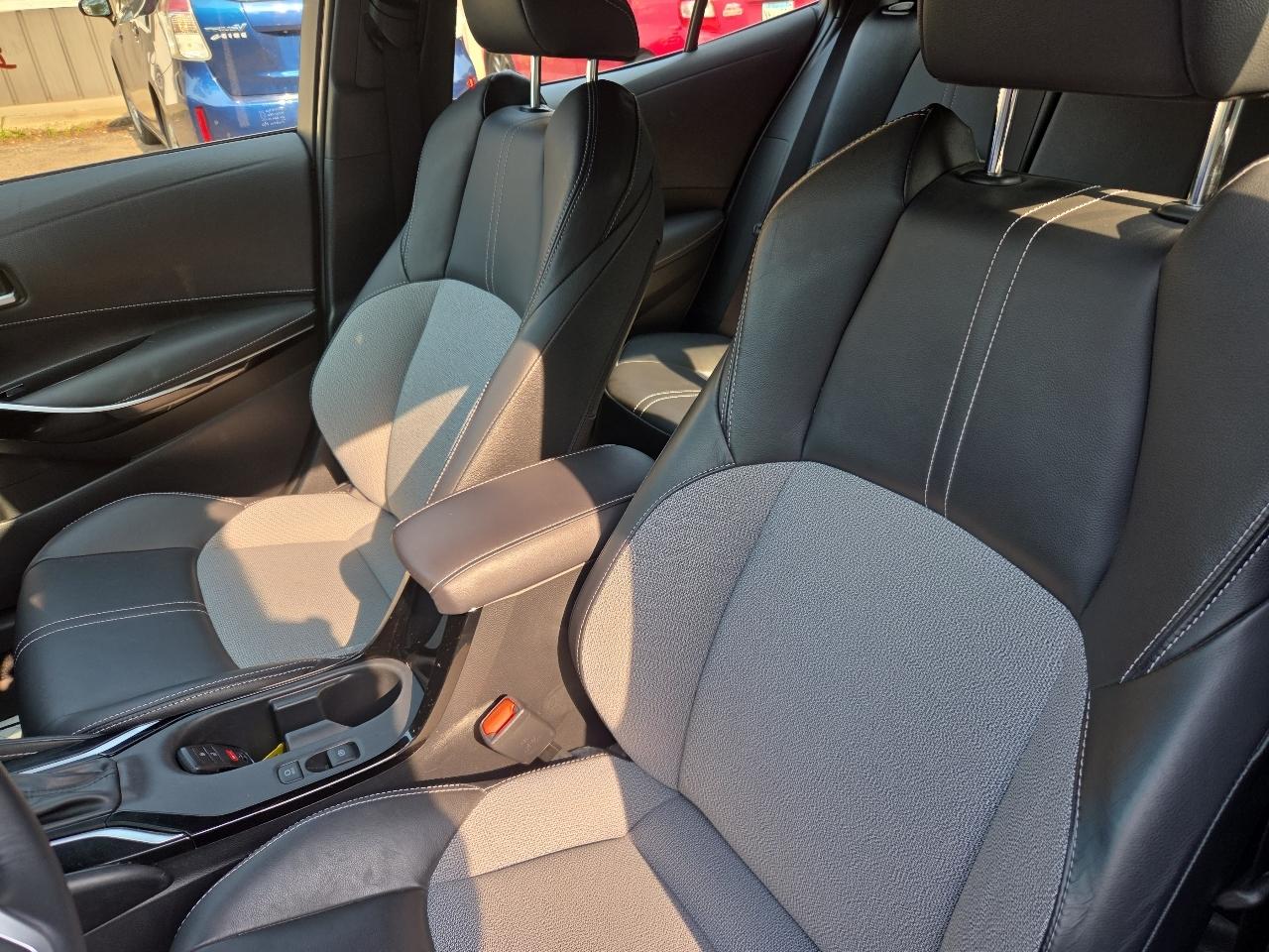 Toyota Corolla Hatchback XSE CVT (Natl) 2025