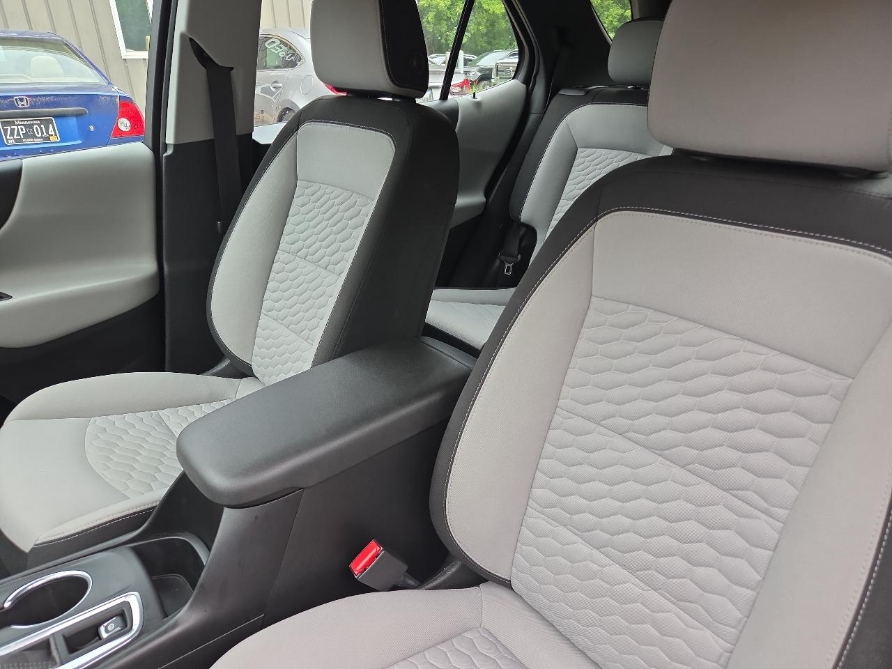 Chevrolet Equinox FWD 4dr LS w/1LS 2020