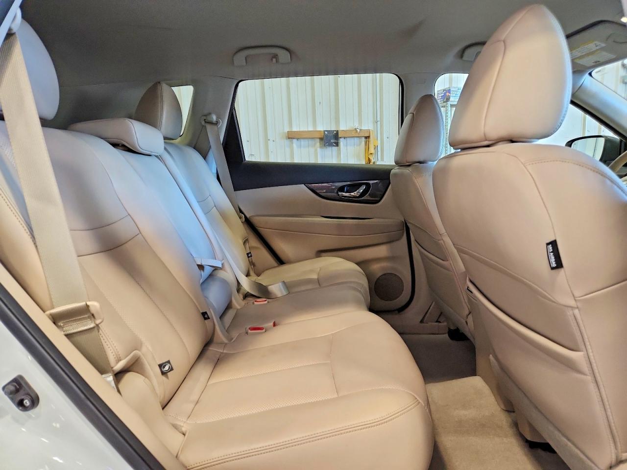 Nissan Rogue AWD 4dr SL 2015