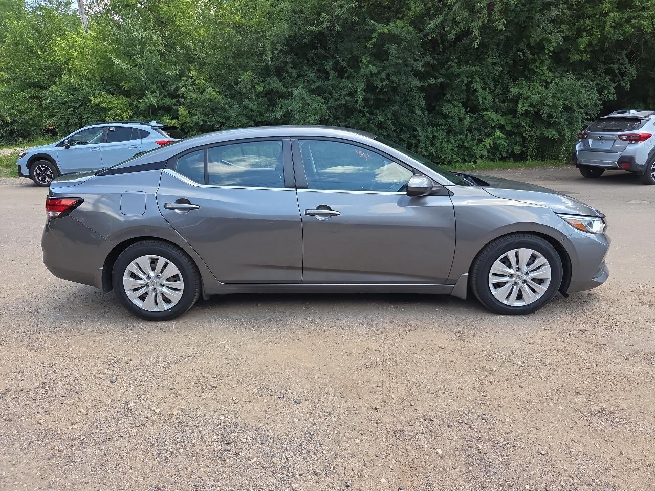 Nissan Sentra S CVT 2021