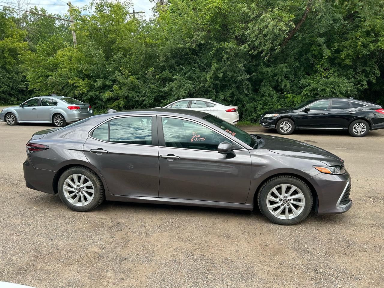 Toyota Camry LE Auto (Natl) 2021