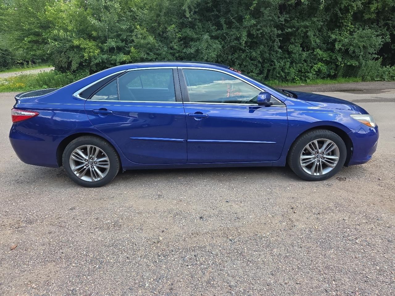 Toyota Camry 4dr Sdn I4 Auto XLE (Natl) 2016