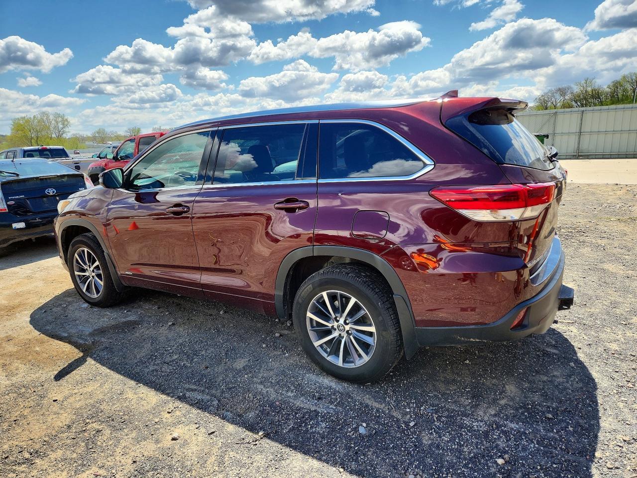 Toyota Highlander Hybrid XLE V6 AWD (Natl) 2017