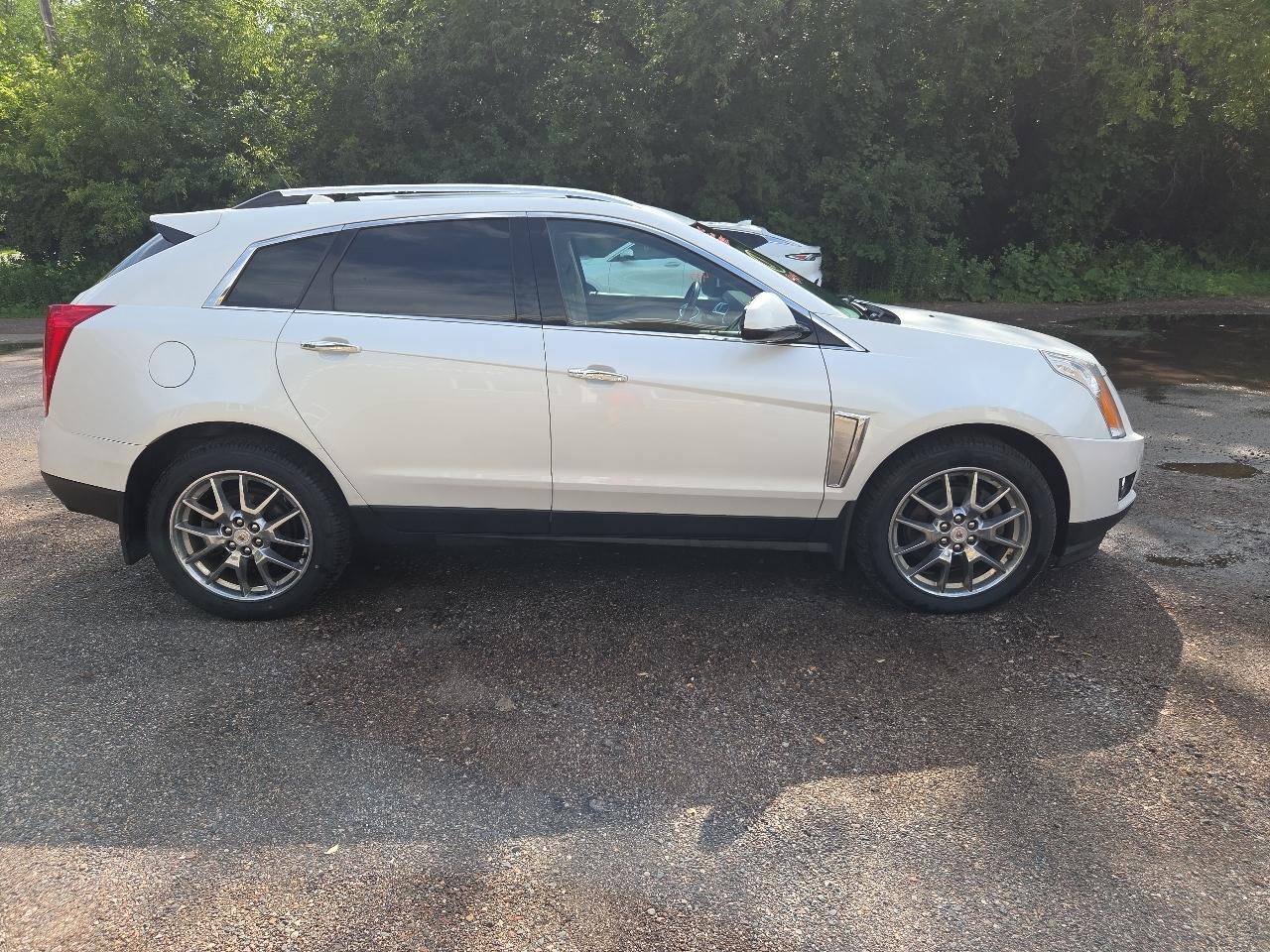 Cadillac SRX AWD 4dr Performance Collection 2015