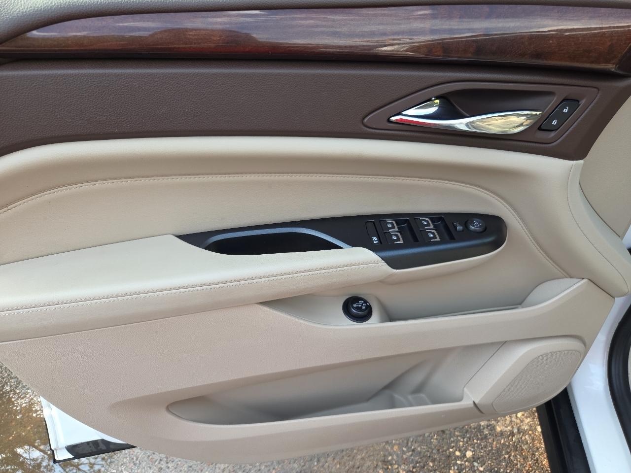 Cadillac SRX AWD 4dr Performance Collection 2015