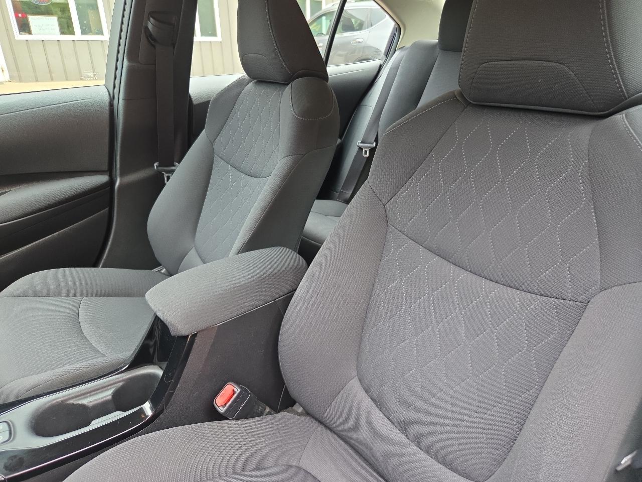 Toyota Corolla LE CVT (Natl) 2021