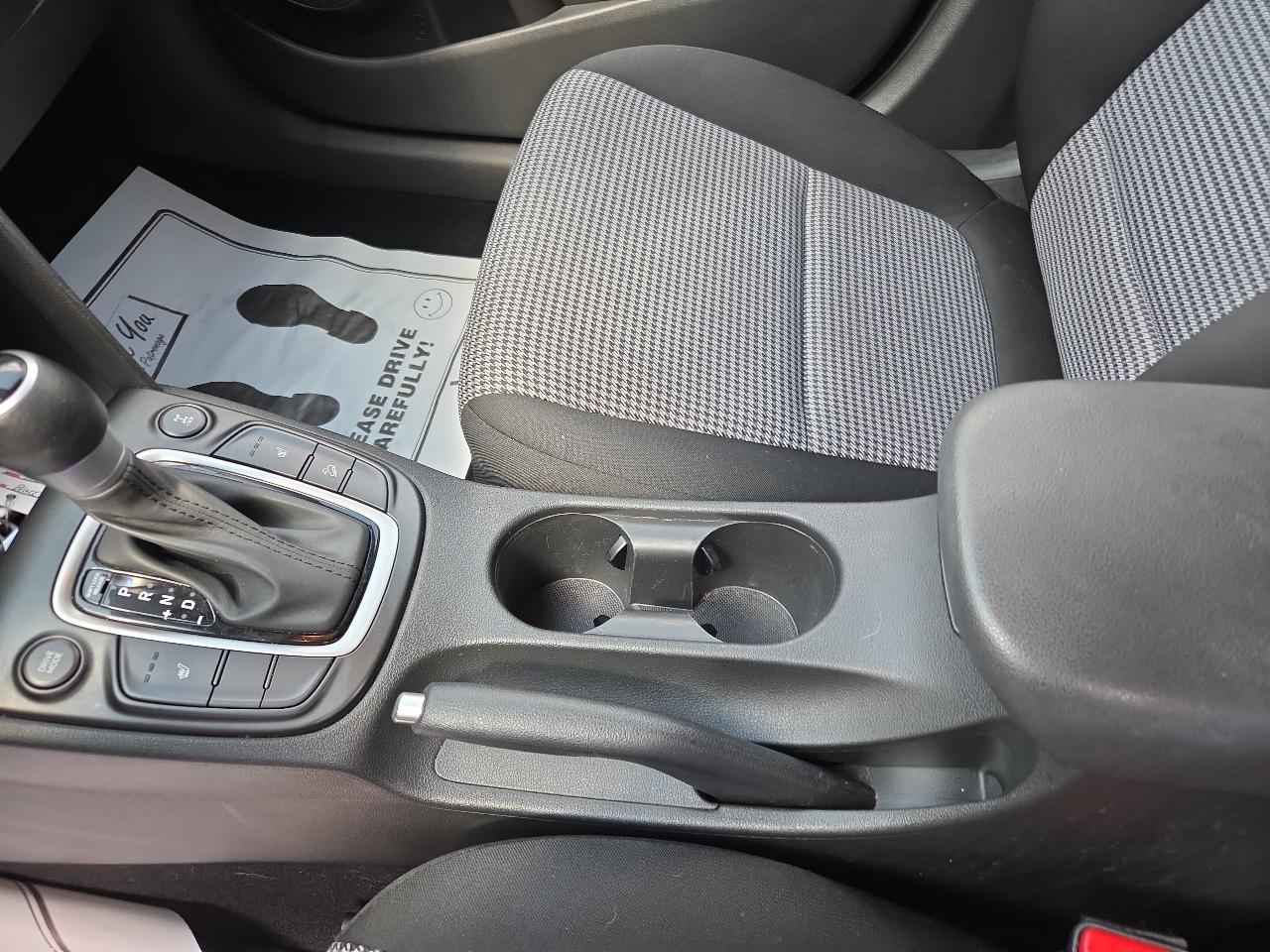 Hyundai Kona SEL Auto AWD 2021