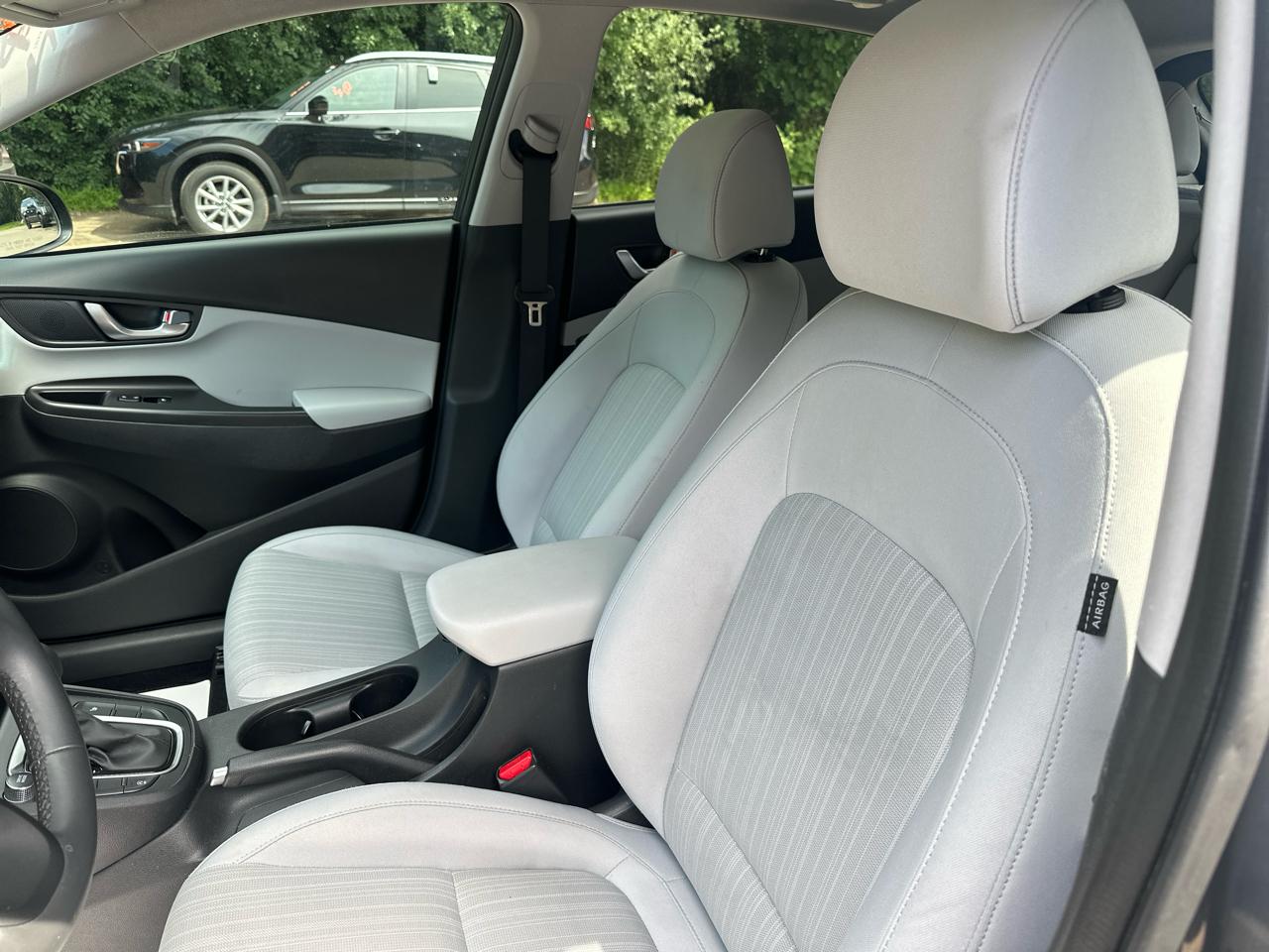 Hyundai Kona SEL Auto AWD 2023