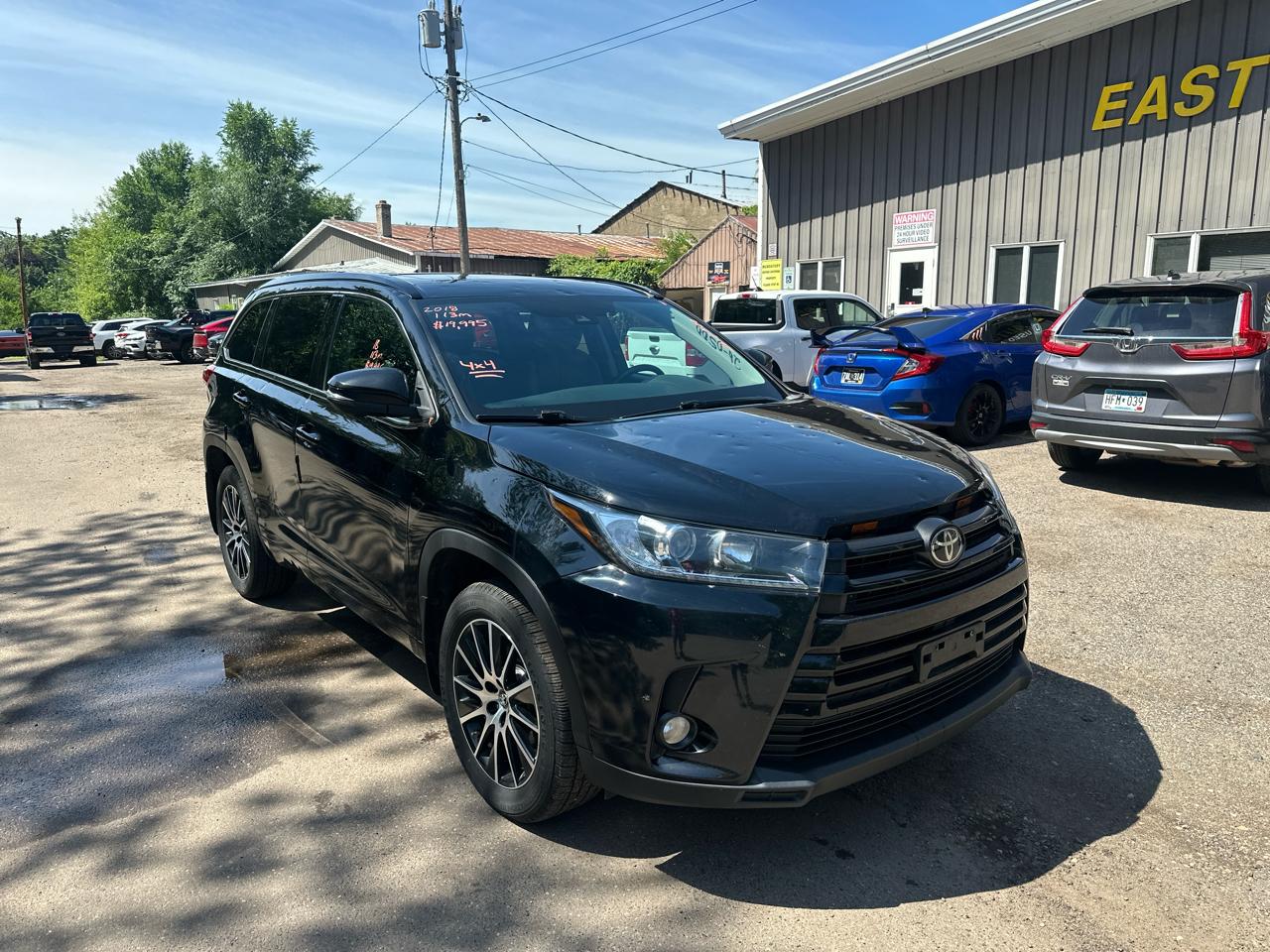 Toyota Highlander SE V6 AWD (Natl) 2018