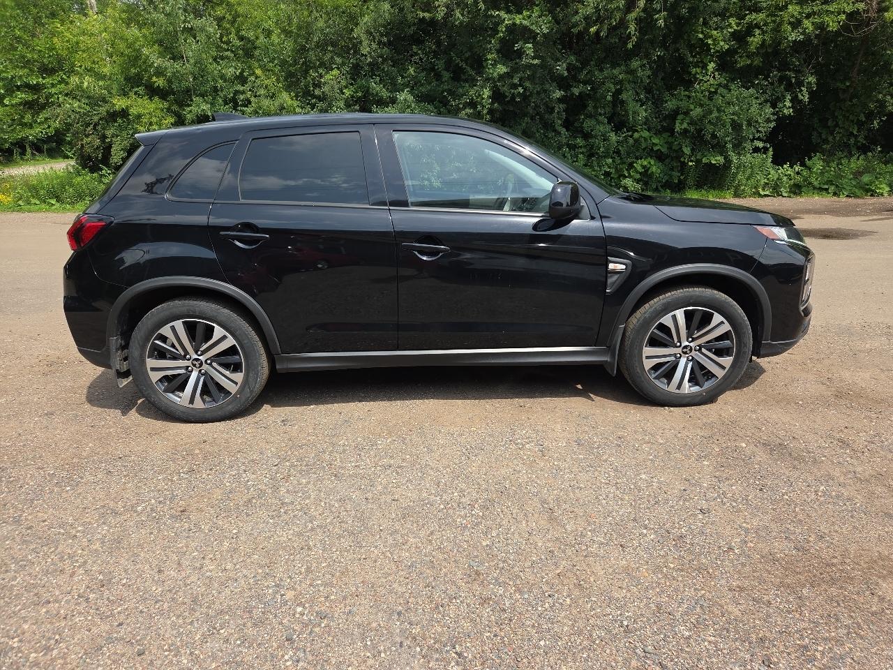 Mitsubishi Outlander Sport ES 2.0 AWC CVT 2021