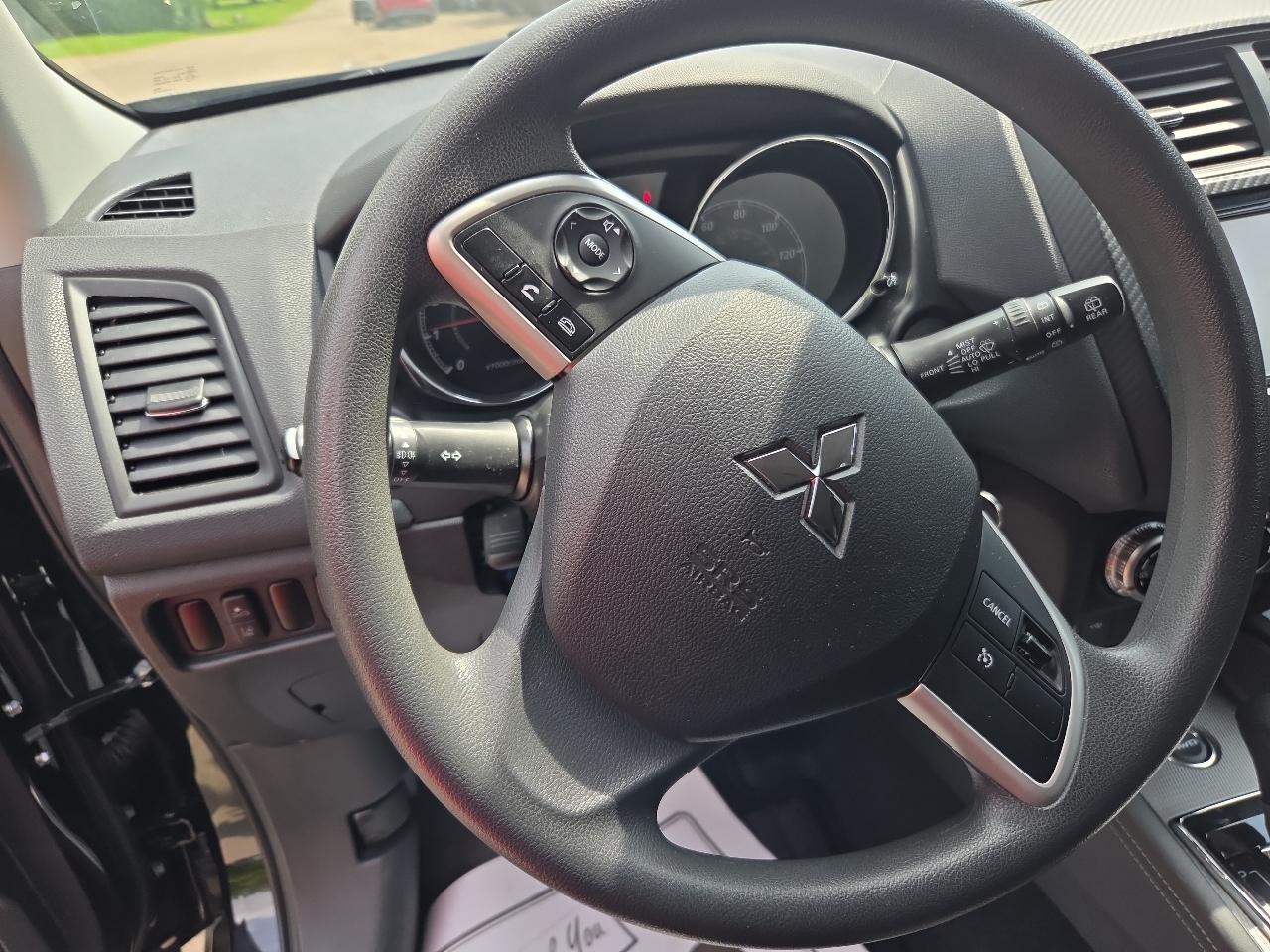 Mitsubishi Outlander Sport ES 2.0 AWC CVT 2021