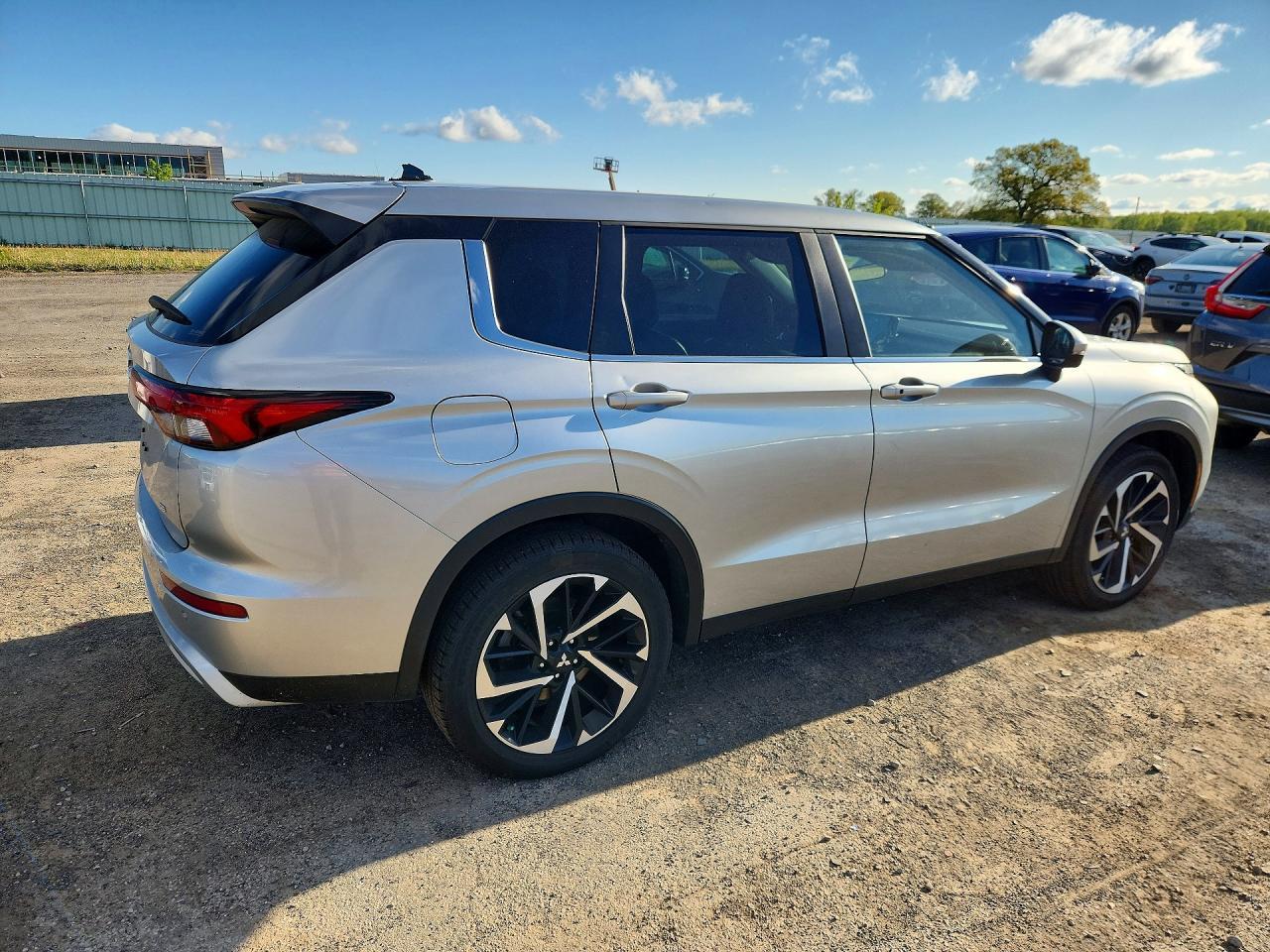Mitsubishi Outlander SE S-AWC 2023