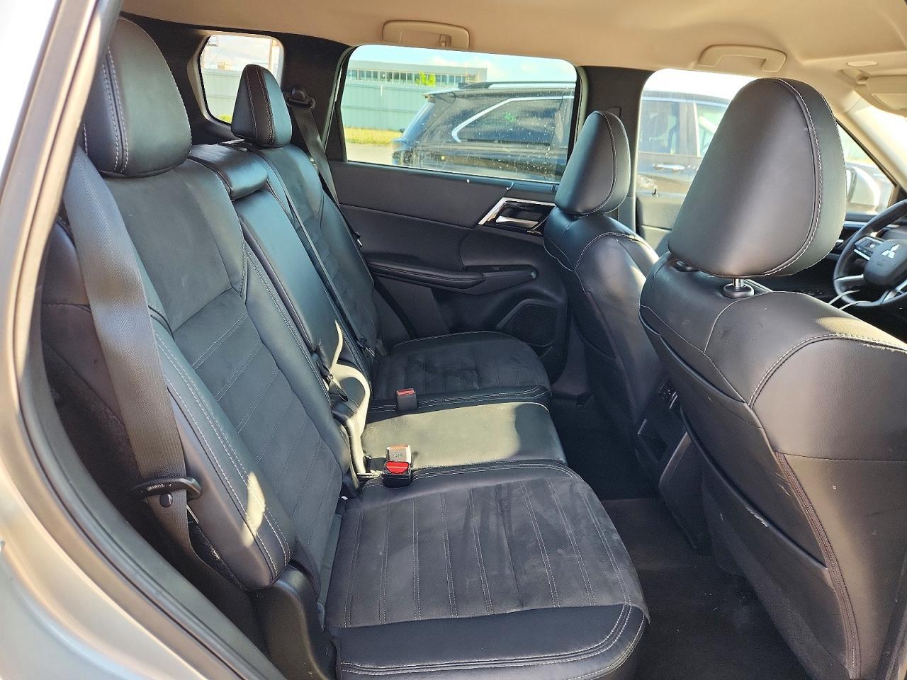 Mitsubishi Outlander SE S-AWC 2023
