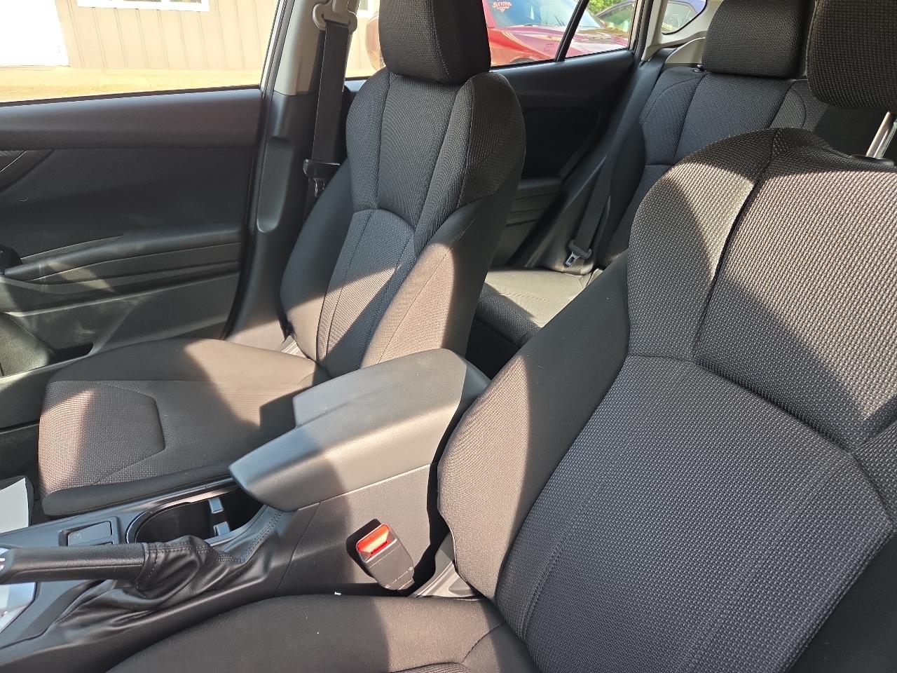 Subaru Impreza 5-door CVT 2022