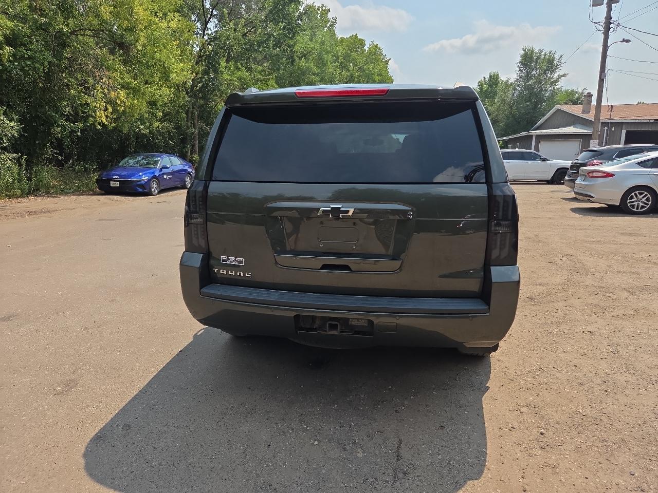 Chevrolet Tahoe 4WD 4dr LS 2019