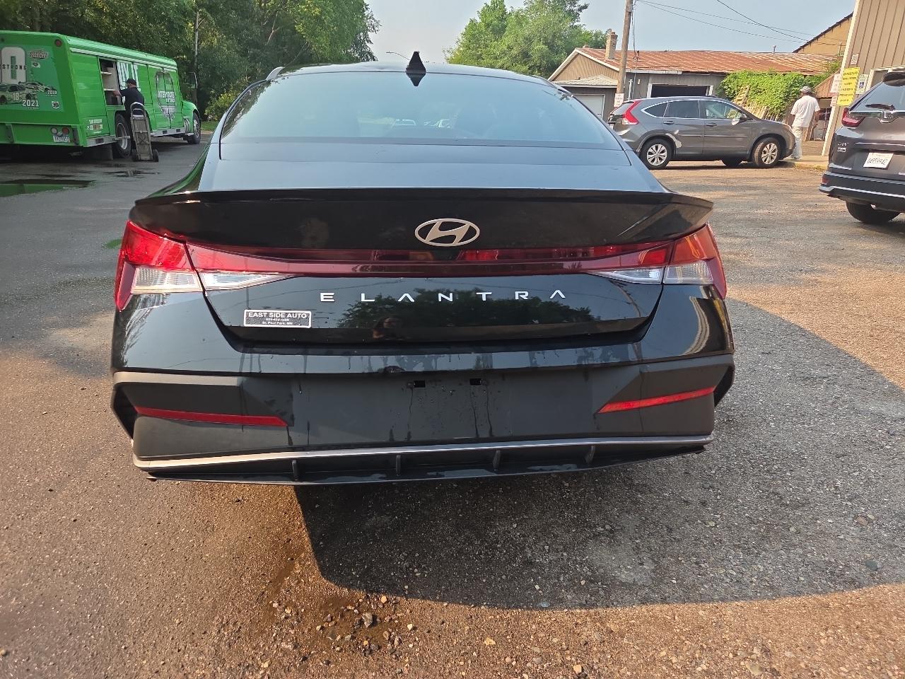 Hyundai Elantra SEL Sport IVT 2025