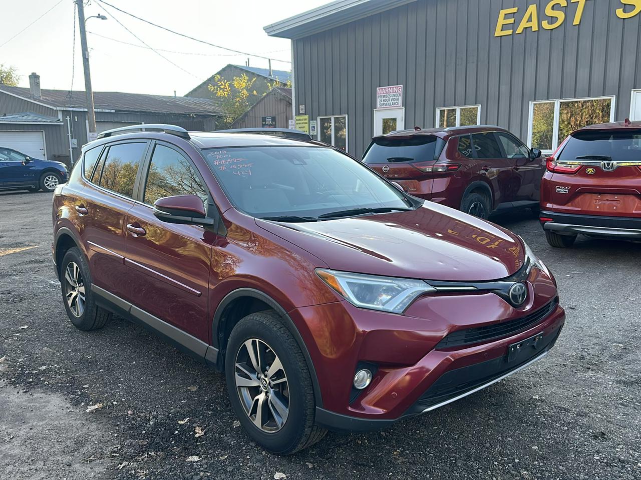 Toyota RAV4 XLE AWD (Natl) 2018