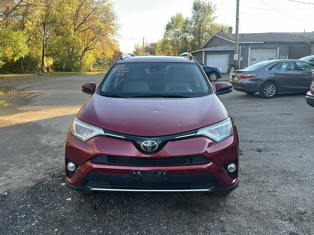 Toyota RAV4 XLE AWD (Natl) 2018
