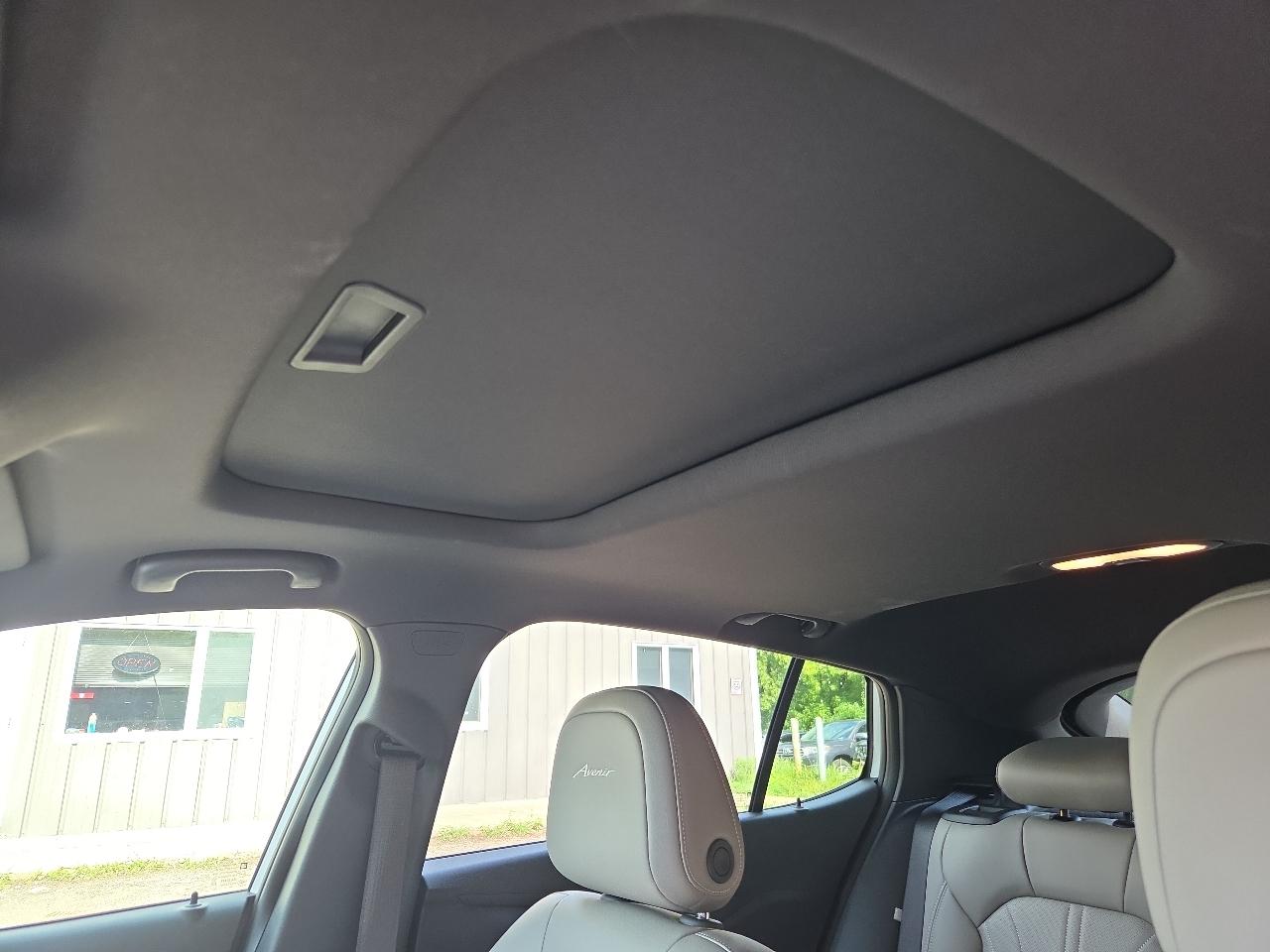 Buick Envista FWD 4dr Avenir 2025