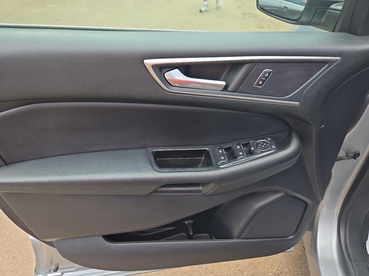 Ford Edge SEL FWD 2020