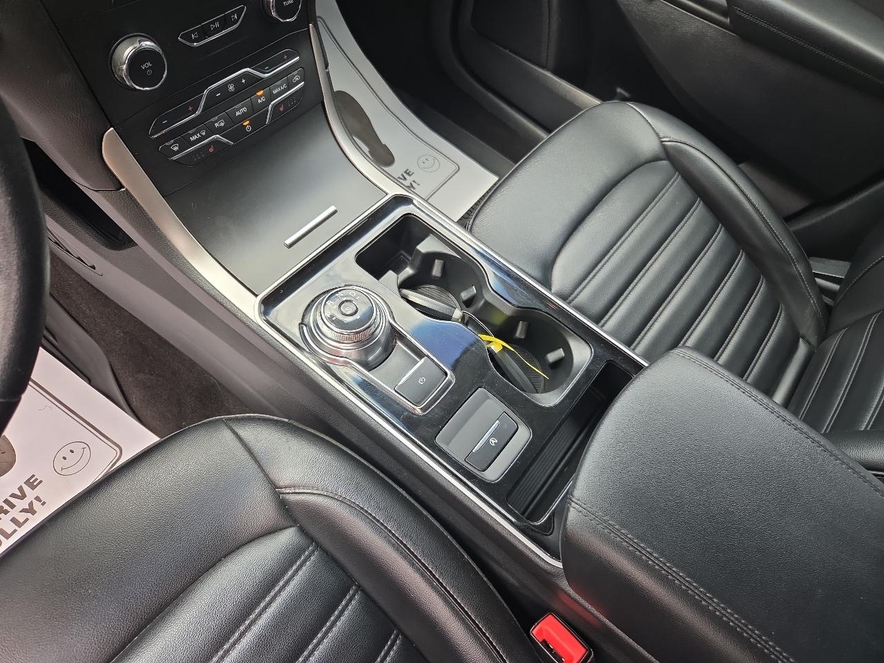Ford Edge SEL FWD 2020