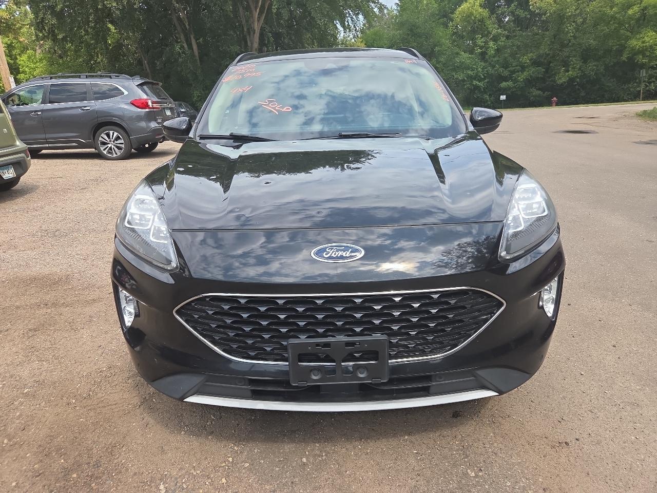 Ford Escape Titanium AWD 2020