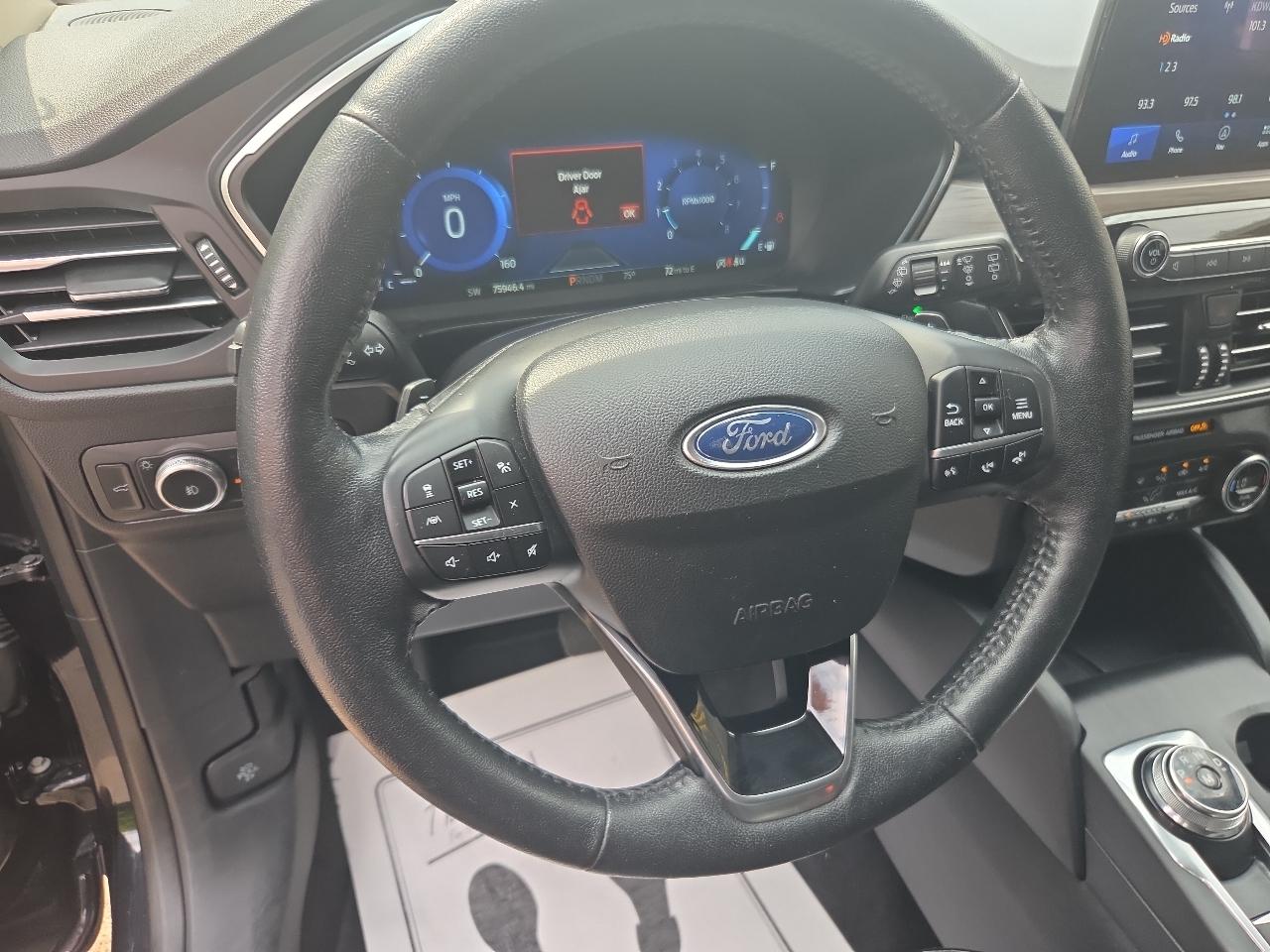 Ford Escape Titanium AWD 2020